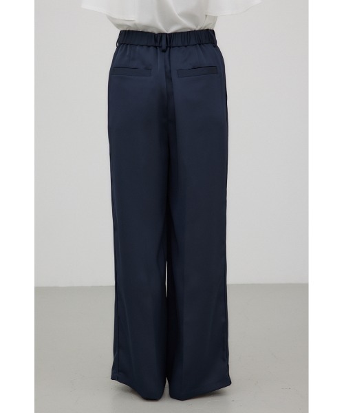 crie conforto(クリーコンフォルト)の「サテンワイドパンツ(スラックス・レディース・ブラウン/ベージュ/ネイビー・SMALL/MEDIUM)」の13枚目の写真