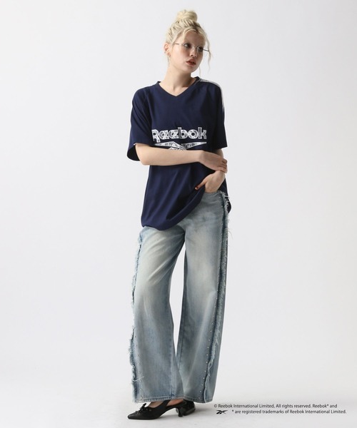 FOREVER 21（フォーエバー トゥエンティーワン）の「【Reebok（リーボック）】ユニホームTシャツ（Tシャツ/カットソー・レディース・ブラック/ネイビー・FREE）」の5枚目の写真