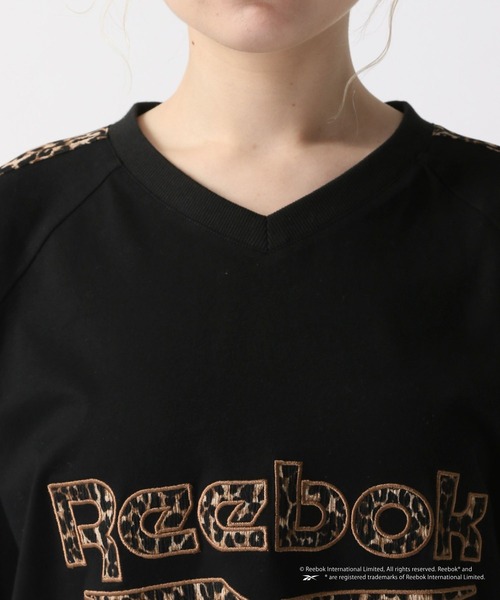 FOREVER 21（フォーエバー トゥエンティーワン）の「【Reebok（リーボック）】ユニホームTシャツ（Tシャツ/カットソー・レディース・ブラック/ネイビー・FREE）」の18枚目の写真
