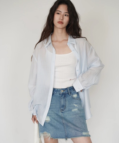 【新品即発送】emmi シアーストライプシャツ　ホワイト 新品即発送】emmi シアーストライプシャツ ホワイト シャツ