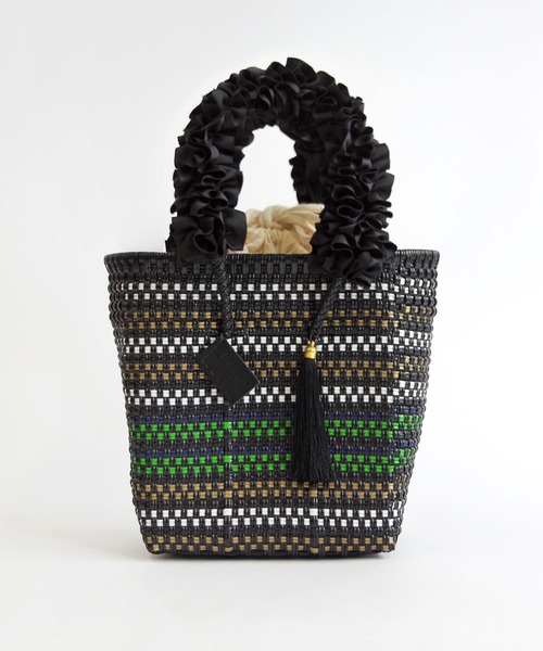 WOVEN(ウーヴン)の「WOVEN (ウーヴン) / メキシコ製 メルカドバッグ × フリルハンドルカバー(かごバッグ・レディース・ブラック系1/ブラック系/ブルー系その他/シルバー系その他/ブラック系その他/ブラック系その他3/ブラック系2/シルバー/シルバー系その他2/ブラック系その他2/ブルー系その他2/ブルー系その他3・FREE)」の5枚目の写真