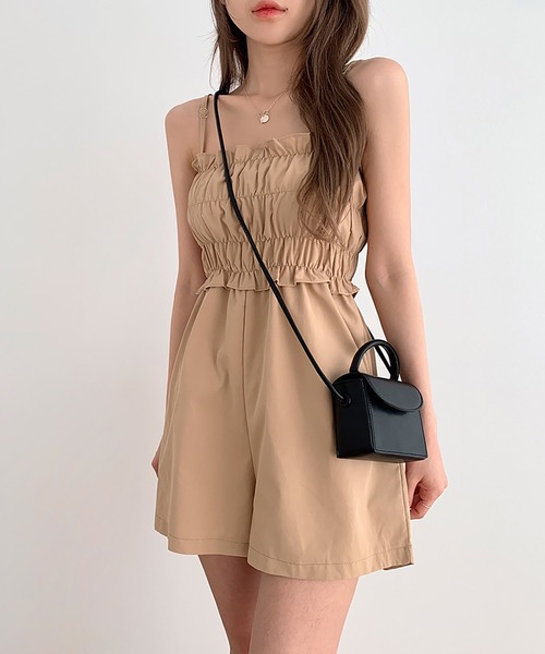 Girly Doll(ガーリードール)の「ショートパンツギャザーサロペット(サロペット/オーバーオール・レディース・ブラック/キャメル・F)」の6枚目の写真