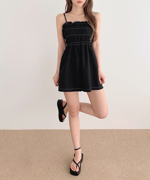 Girly Doll(ガーリードール)の「ショートパンツギャザーサロペット(サロペット/オーバーオール・レディース・ブラック/キャメル・F)」の8枚目の写真