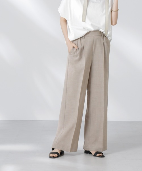 NANO universe（ナノユニバース）の「タックイージーセンタープレスストレートパンツ（その他パンツ・レディース・ブラック/ライム/サンドベージュ・FREE）」の4枚目の写真