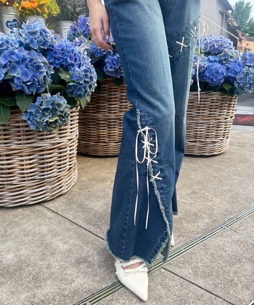 one after another NICE CLAUP（ワンアフターアナザーナイスクラップ）の「【おそろいコレクション】レースアップデニムパンツ（デニムパンツ・レディース・ブルー/ネイビー・SMALL/MEDIUM）」の17枚目の写真