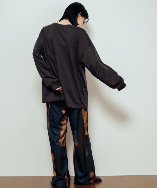 Shelly island(シェリーアイランド)の「箔プリントオーバーロンT(Tシャツ/カットソー・レディース・ホワイト/ブラウン/チャコールグレー・FREE)」の22枚目の写真