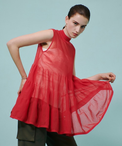 allureville（アルアバイル）の「シアーティアードチュニック（ニット/セーター・レディース・レッド/イエロー/ブラック・2）」の7枚目の写真