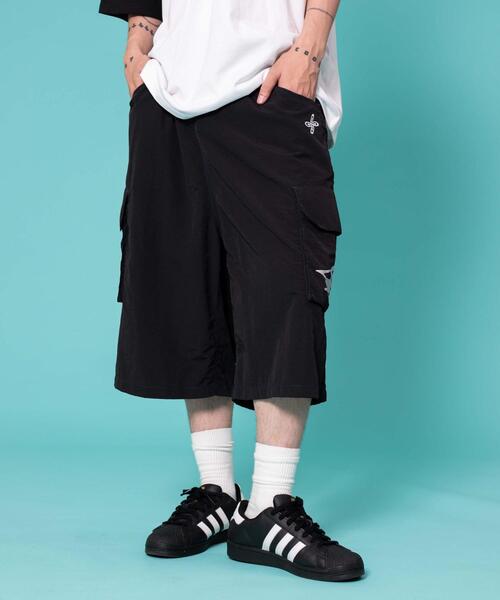 Piko(ピコ)の「∴WEGO/PIKO別注グラフィックカーゴショーツ(カーゴパンツ・メンズ・ブラック/ベージュ・LARGE/MEDIUM)」の11枚目の写真