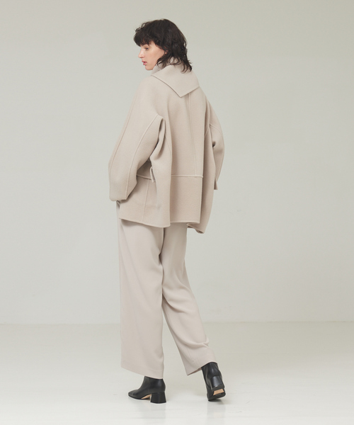DESIGNWORKS(デザインワークス)の「バックサテンジョーゼットワイドパンツ(その他パンツ・レディース・グレイッシュベージュ/グリーン系その他・36/38)」の5枚目の写真