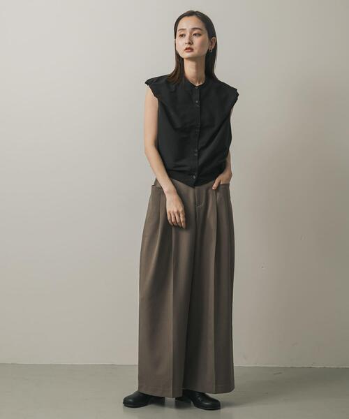 SENSE OF PLACE by URBAN RESEARCH（センスオブプレイスバイアーバンリサーチ）の「タックポケットワイドスラックス（その他パンツ・レディース・チャコールグレー/モカ・SMALL/MEDIUM）」の3枚目の写真