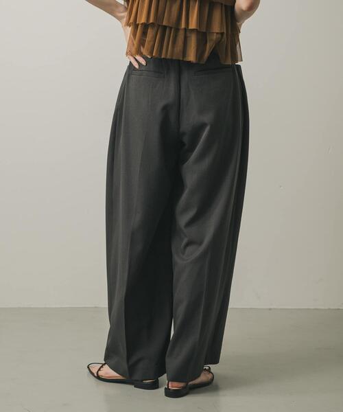 SENSE OF PLACE by URBAN RESEARCH（センスオブプレイスバイアーバンリサーチ）の「タックポケットワイドスラックス（その他パンツ・レディース・チャコールグレー/モカ・SMALL/MEDIUM）」の10枚目の写真