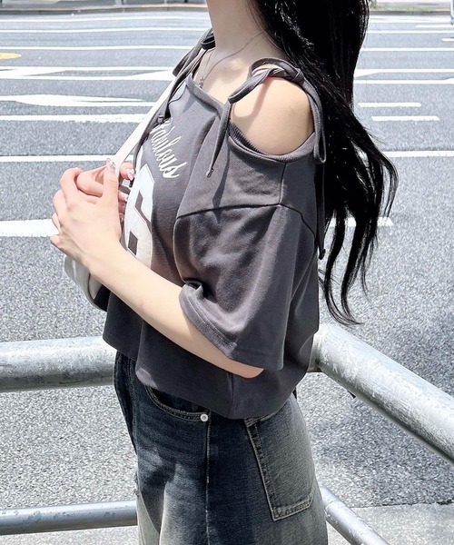 INGNI（イング）の「オフショル肩リボンナンバリングTシャツ（Tシャツ/カットソー・レディース・オフホワイト/グレー/スミクロ/カモフラージュ・M）」の15枚目の写真