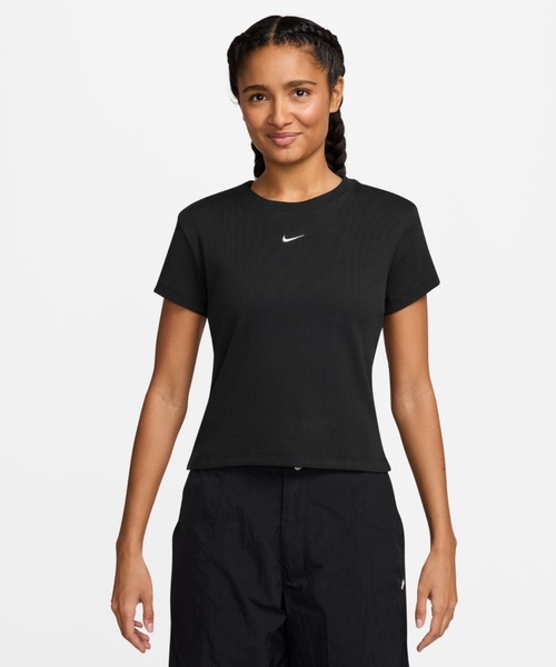 NIKE(ナイキ)の「ナイキ スポーツウェア ウィメンズ タイト リブ ショートスリーブ Tシャツ / Nike Sportswear Women's Tight Ribbed Short-Sleeve T-Shirt HV4995-010 Black(Tシャツ/カットソー・レディース・ブラック・M/L/XS/XL/S)」の11枚目の写真