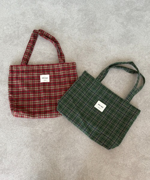 SHEPP(シープ)の「A4サイズ対応/チェックネルトートバッグ(トートバッグ・レディース・レッド/グリーン/ピンク/イエロー/ブルー・F)」の16枚目の写真