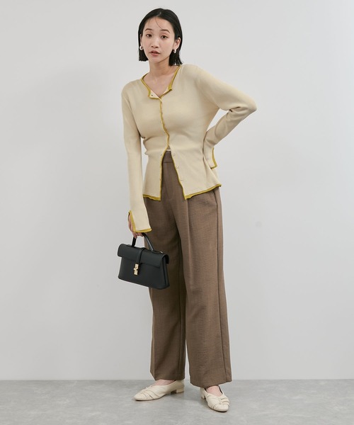 VIS(ビス)の「【WEB/一部店舗限定】配色メローバイカラーカーディガン(カーディガン/ボレロ・レディース・ベージュ/ダークブラウン/ブラック/グレー・FREE)」の22枚目の写真