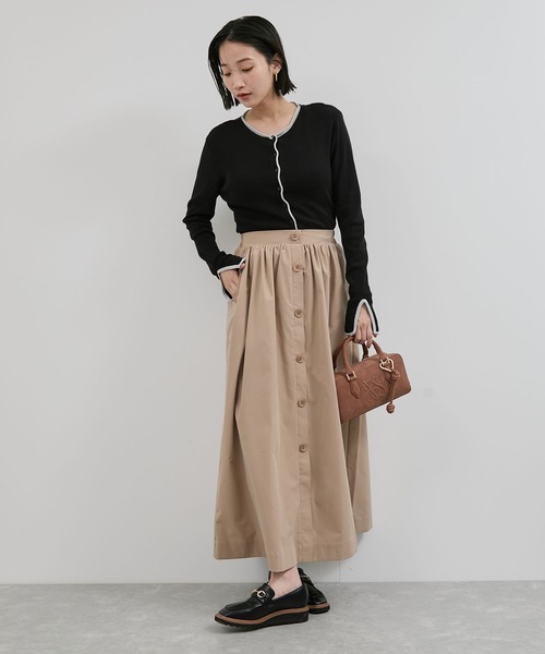 VIS(ビス)の「【WEB/一部店舗限定】配色メローバイカラーカーディガン(カーディガン/ボレロ・レディース・ベージュ/ダークブラウン/ブラック/グレー・FREE)」の19枚目の写真