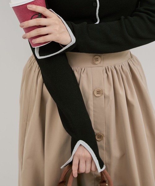 VIS(ビス)の「【WEB/一部店舗限定】配色メローバイカラーカーディガン(カーディガン/ボレロ・レディース・ベージュ/ダークブラウン/ブラック/グレー・FREE)」の20枚目の写真