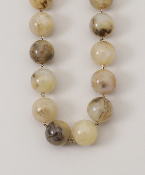 VERMEIL par iena（ヴェルメイユパーイエナ）の「FRANCINE BRAMLI フランシーヌ ブラムリ 別注ネックレス（ネックレス・レディース・イエロー/オリーブ/ブラウン・FREE）」の6枚目の写真