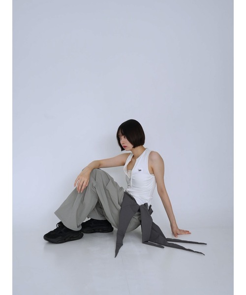 Uenui(ウニュイ)の「ultra wide drawstring pants(その他パンツ・レディース・グレー/ブラック・FREE)」の19枚目の写真