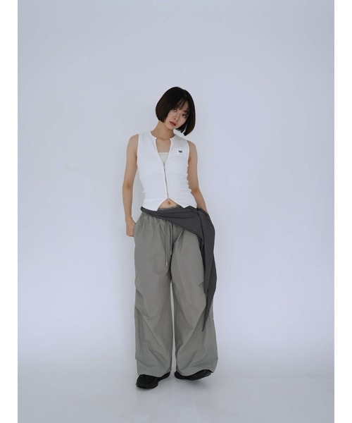 Uenui(ウニュイ)の「ultra wide drawstring pants(その他パンツ・レディース・グレー/ブラック・FREE)」の22枚目の写真