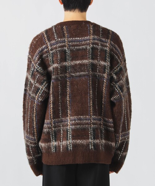 BEAMS HEART（ビームスハート）の「【ユニセックス】シャギータッチ Vネックカーディガン（カーディガン/ボレロ・メンズ・ブルー/ブラウン・LARGE/MEDIUM/SMALL）」の12枚目の写真