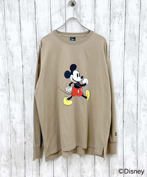 Disney（ディズニー）の「メンズ MICKEY MOUSE ミッキー オーバーサイズ ロンT（Tシャツ/カットソー・メンズ・グレー系その他/オフホワイト/杢グレー/チャコールグレー/ダークグリーン/ホワイト系その他2/ホワイト系その他/ベージュ系その他/ホワイト系その他3/オレンジ/ベージュ/ネイビー/グレー系その他2/グレー系その他3/グリーン系その他/グレー系その他4・M/L/XL）」の12枚目の写真