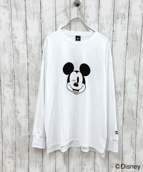 Disney（ディズニー）の「メンズ MICKEY MOUSE ミッキー オーバーサイズ ロンT（Tシャツ/カットソー・メンズ・グレー系その他/オフホワイト/杢グレー/チャコールグレー/ダークグリーン/ホワイト系その他2/ホワイト系その他/ベージュ系その他/ホワイト系その他3/オレンジ/ベージュ/ネイビー/グレー系その他2/グレー系その他3/グリーン系その他/グレー系その他4・M/L/XL）」の4枚目の写真