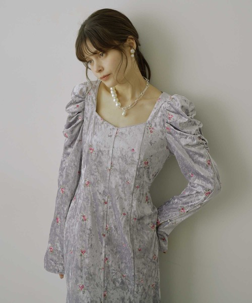 【HEIREN】小花刺繍入りベロアドレス HEIREN】小花刺繍入りベロアドレス（ドレス）｜HEIREN（ヘイレーン）の