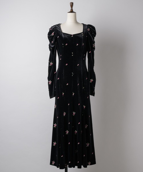 【HEIREN】小花刺繍入りベロアドレス HEIREN】小花刺繍入りベロアドレス（ドレス）｜HEIREN（ヘイレーン）の