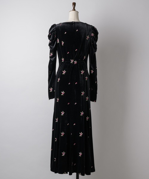 【HEIREN】小花刺繍入りベロアドレス HEIREN】小花刺繍入りベロアドレス（ドレス）｜HEIREN（ヘイレーン）の