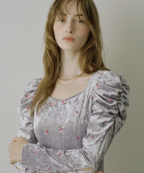 HEIREN】小花刺繍入りベロアドレス（ドレス）｜HEIREN（ヘイレーン）の