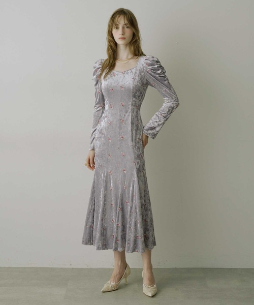 HEIREN】小花刺繍入りベロアドレス（ドレス）｜HEIREN（ヘイレーン）の