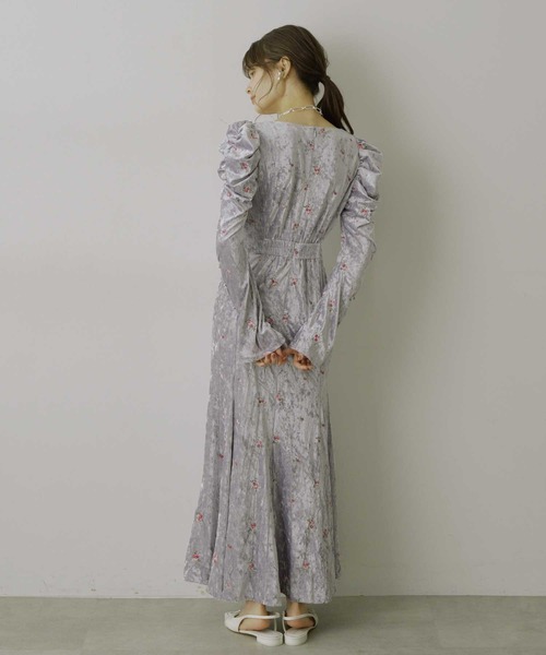 HEIREN】小花刺繍入りベロアドレス（ドレス）｜HEIREN（ヘイレーン）の