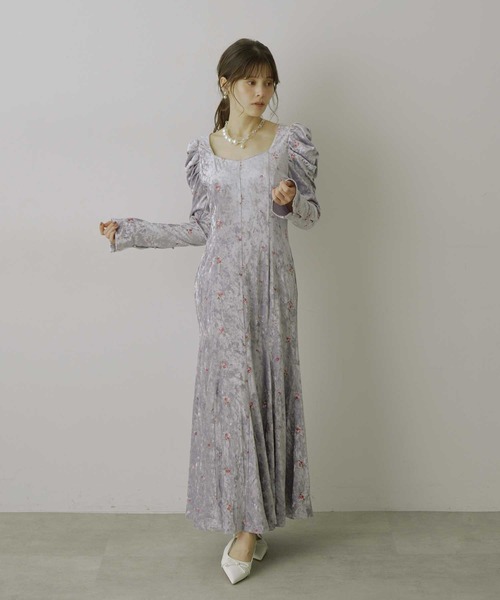 【HEIREN】小花刺繍入りベロアドレス HEIREN】小花刺繍入りベロアドレス（ドレス）｜HEIREN（ヘイレーン）の