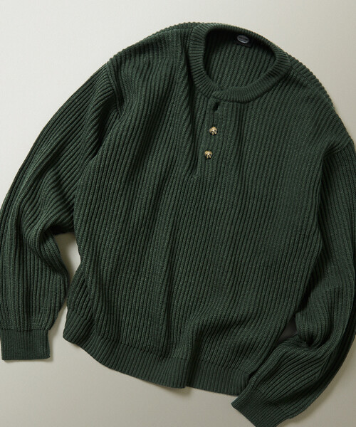 FREAK'S STORE（フリークスストア）の「限定展開 リラックスフィット 畦編み ヘンリーネック ニット（ニット/セーター・メンズ・レッド/イエロー/ネイビー/グリーン/チャコールグレー/ブラック・LARGE/MEDIUM/SMALL）」の3枚目の写真