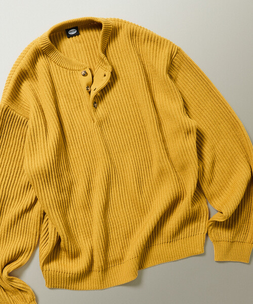 FREAK'S STORE（フリークスストア）の「限定展開 リラックスフィット 畦編み ヘンリーネック ニット（ニット/セーター・メンズ・レッド/イエロー/ネイビー/グリーン/チャコールグレー/ブラック・LARGE/MEDIUM/SMALL）」の12枚目の写真