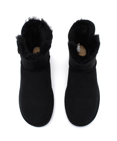 UGG（アグ）の「UGG australia   ショートブーツ（ブーツ・レディース・ブラック・8）」の5枚目の写真