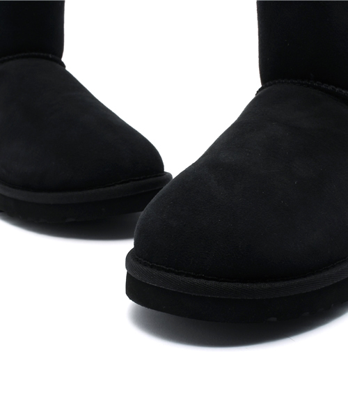 UGG（アグ）の「UGG australia   ショートブーツ（ブーツ・レディース・ブラック・8）」の6枚目の写真