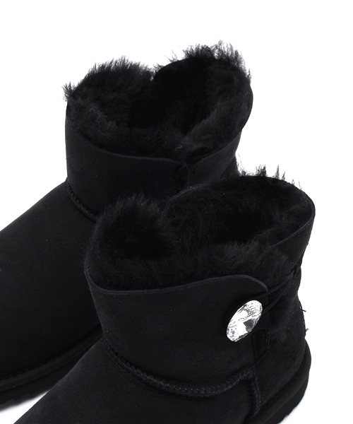 UGG（アグ）の「UGG australia   ショートブーツ（ブーツ・レディース・ブラック・8）」の8枚目の写真