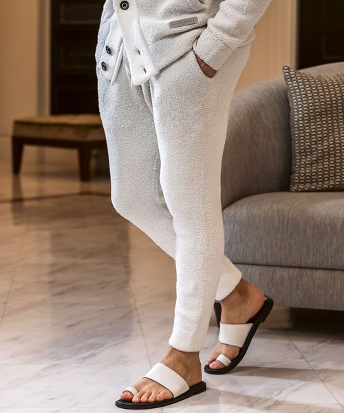 1PIU1UGUALE3 RELAX (ウノピゥウノウグァーレトレ リラックス)の「1PIU1UGUALE3 RELAX(ウノピゥウノウグァーレトレ リラックス)グラデーション スマートシルエット ニットロングパンツ(保温性/伸縮性)(スウェットパンツ・メンズ・ホワイト/ブラック・L/XL/S/M)」の3枚目の写真