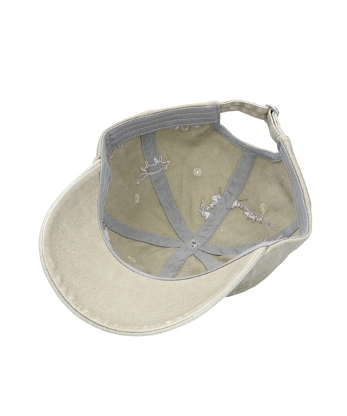 MAISON mou(メゾンムー)の「【AVIREX/アヴィレックス】AX EX AUTHENTIC RANDOM EMBROIDERY PIGMENT CAP(キャップ・レディース・ブラック/ベージュ/パープル・FREE)」の6枚目の写真