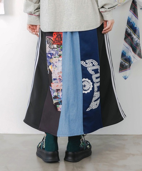 ScoLar（スカラー）の「ScoLar(スカラー) ロゴコラージュ柄 デニム×ジャージ切替スカート（スカート・レディース・グレー/ブラック・MEDIUM）」の17枚目の写真