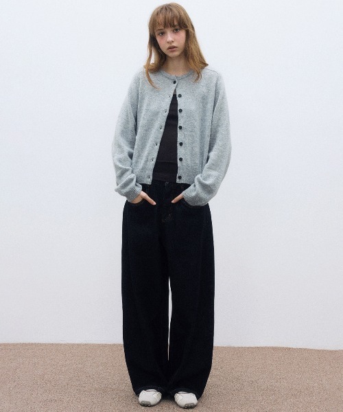 ELOOPS(イーループス)の「【ELOOPS】ウール クルーネック ベーシックカーディガン(カーディガン/ボレロ・レディース・アイボリー/サックスブルー/レッド/ベージュ/ブラウン/グレー・FREE)」の21枚目の写真