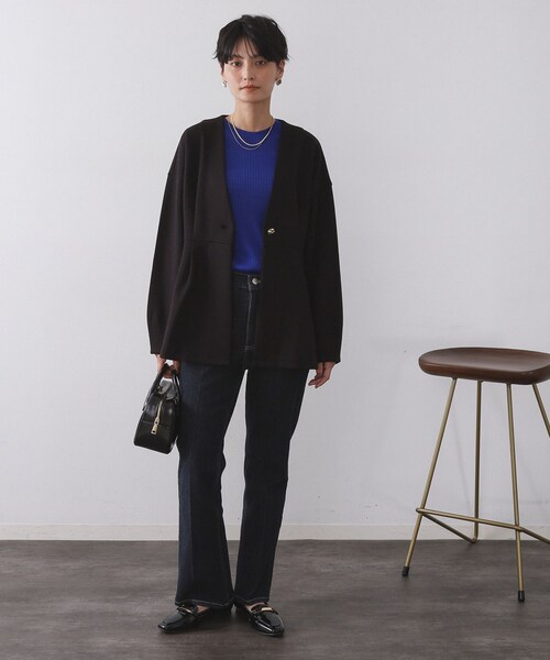 OPAQUE.CLIP（オペークドットクリップ）の「ペプラムカーディガン【UVケア/洗濯機OK】（カーディガン/ボレロ・レディース・ブラック/オフホワイト/グレー・38/40/42）」の9枚目の写真