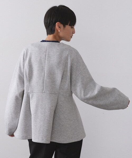 OPAQUE.CLIP（オペークドットクリップ）の「ペプラムカーディガン【UVケア/洗濯機OK】（カーディガン/ボレロ・レディース・ブラック/オフホワイト/グレー・38/40/42）」の18枚目の写真