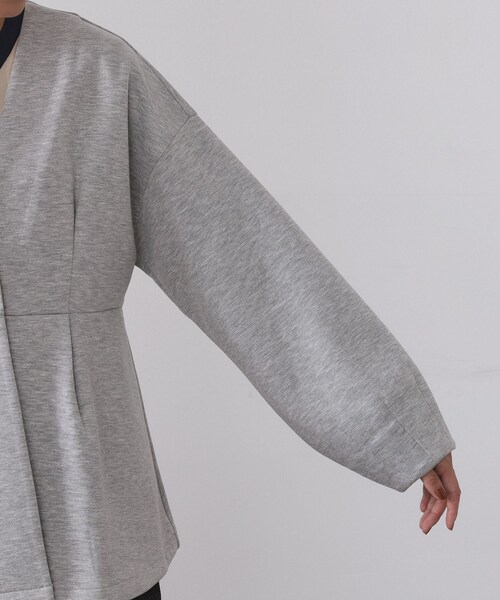 OPAQUE.CLIP（オペークドットクリップ）の「ペプラムカーディガン【UVケア/洗濯機OK】（カーディガン/ボレロ・レディース・ブラック/オフホワイト/グレー・38/40/42）」の20枚目の写真