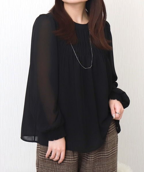 libelle more（リベル モア）の「シルク風シフォンシアーレイヤードシャーリングブラウス（シャツ/ブラウス・レディース・オフホワイト/ブルー/ブラック・M）」の4枚目の写真