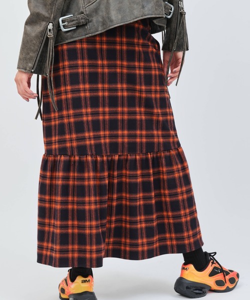 atmos pink(アトモスピンク)の「atmos pink Plaid Tiered Skirt / アトモス ピンク プレイド ティアード スカート(スカート・レディース・オレンジ/グリーン/ブラック・S/M)」の11枚目の写真