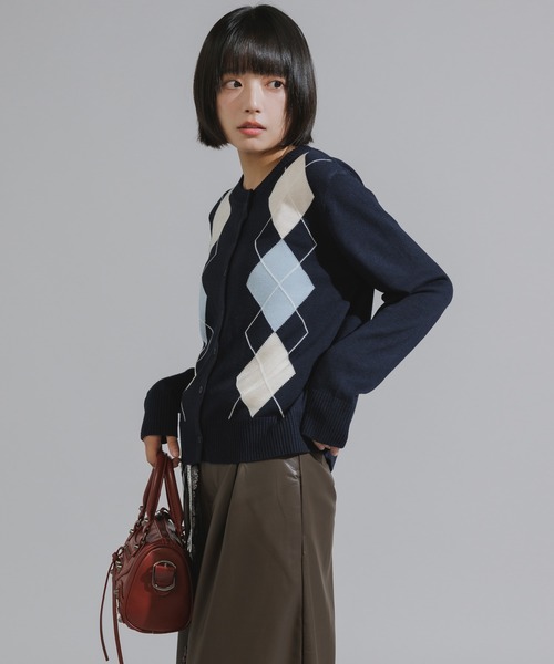 AO2（アオズ）の「Argyle Pattern Wool Knit Cardigan / アーガイル柄 ウールニットカーディガン（カーディガン/ボレロ・レディース・ネイビー/レッド/アッシュ・FREE）」の19枚目の写真