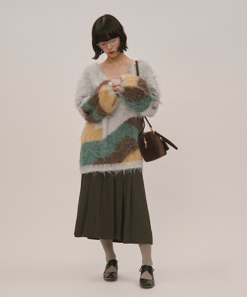 loin nuit（ロワンニュイ）の「nuance Uneck knit / ニュアンスユー